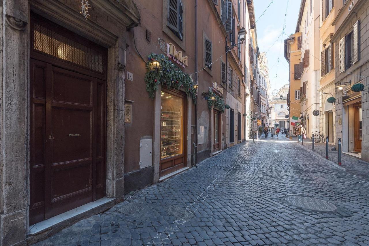 Montecitorio & Pantheon Stylish Flat Apartment Rome Exterior photo